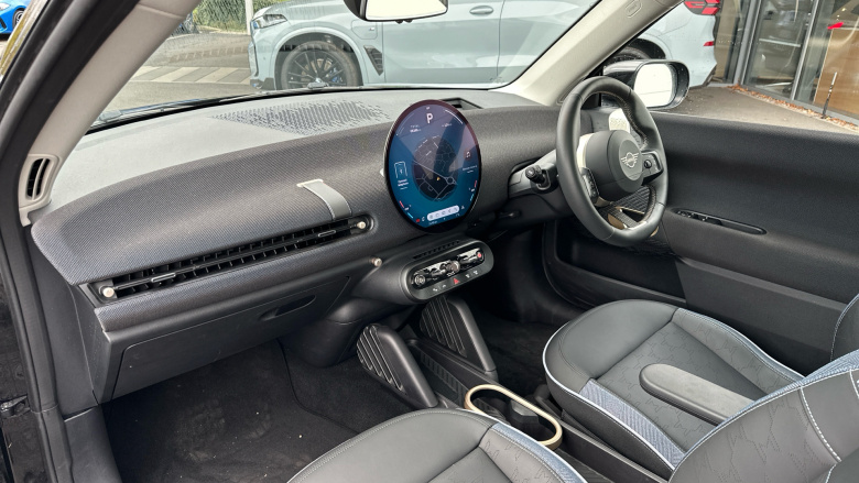 MINI Cooper 135kW E Classic 41kWh 3dr Auto Electric Hatchback